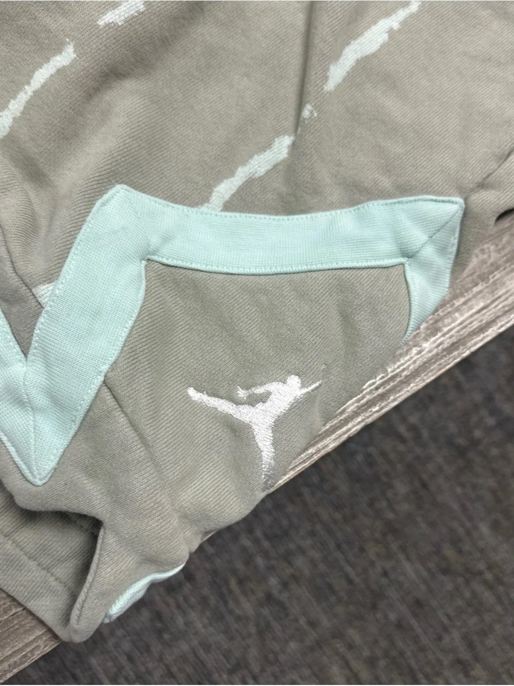 Vintage Nike Air Jordan Shorts 2XL Sea Foam Essential Fleece Diamond Pattern